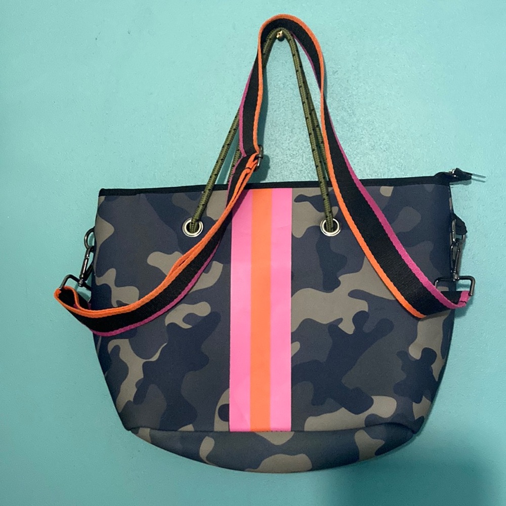 Camo purse